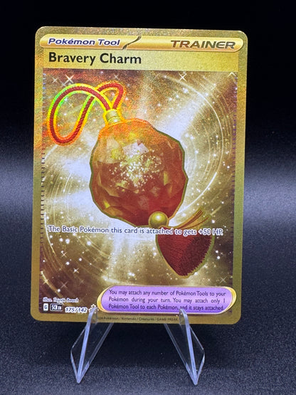 Bravery Charm 175/142 Sv07: Stellar Crown Holo Pokemon TCG Hyper Rare Near Mint - Single
